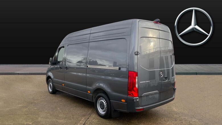 Mercedes-Benz Sprinter 315Cdi L2 Diesel Rwd 3.5t H2 Select Van